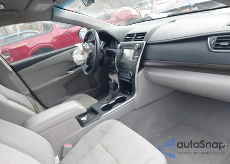 2016 Toyota Camry Le z USA, uszkodzony, nr VIN 4T1BF1FKXGU608760